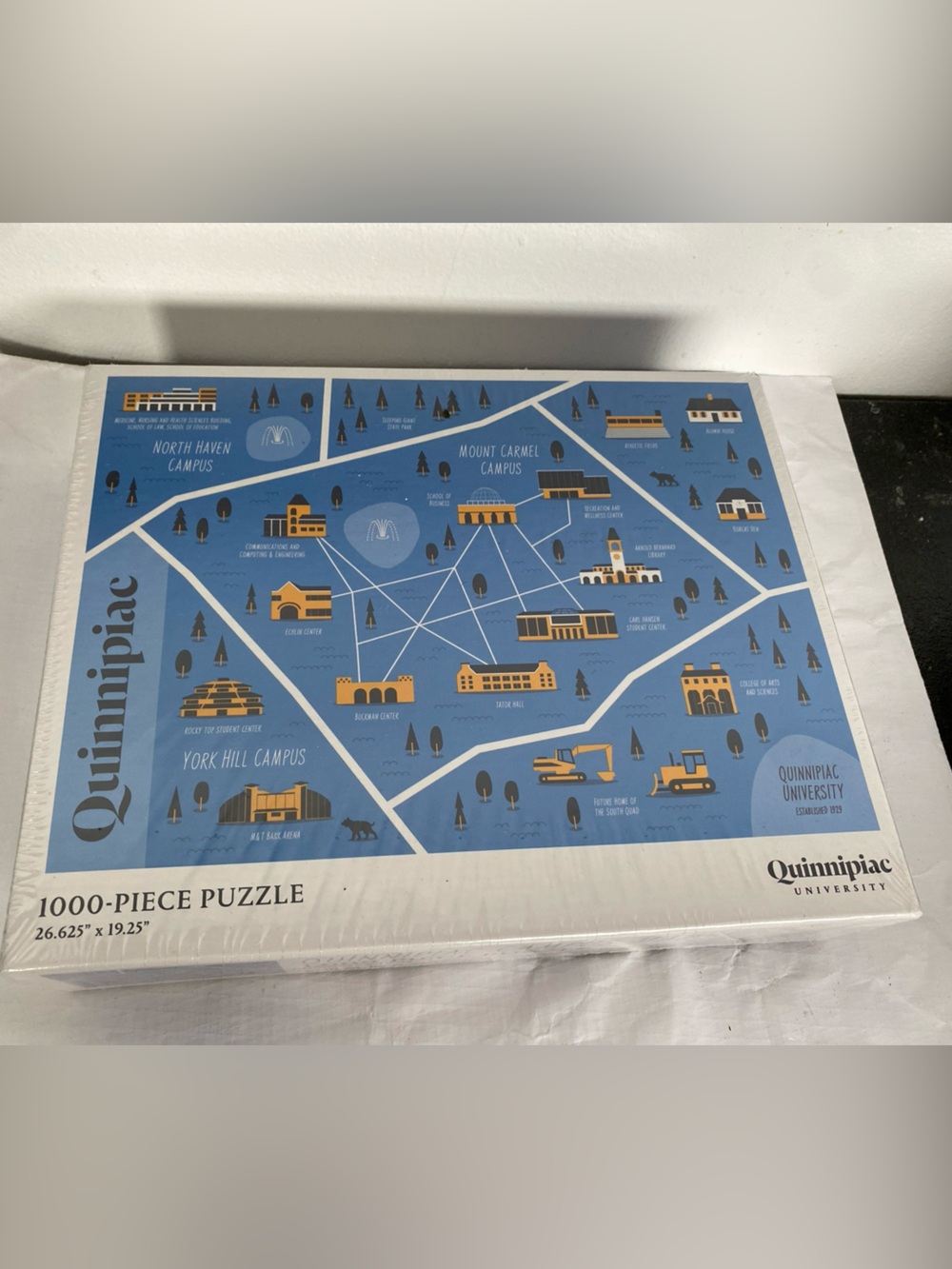 NEW Quinnipiac University Campus 1000-Piece Jigsaw Puzzle